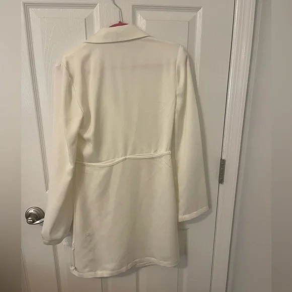 Elegant White Women's Tuxedo Dress - Picture 6 of 6